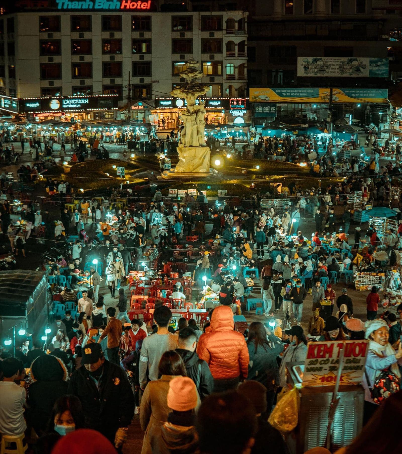 Chợ đêm Đà Lạt